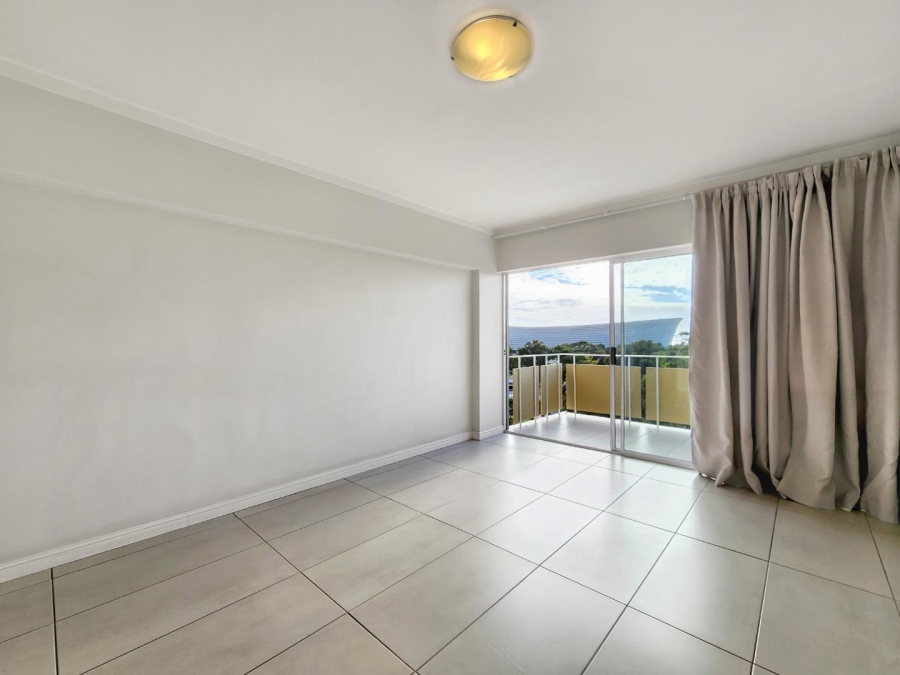 To Let 2 Bedroom Property for Rent in Green Point Western Cape